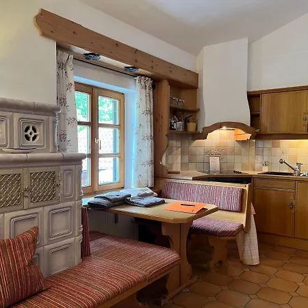 Seidl Violine Apartment *